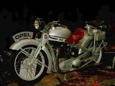 Opel Motorrad
(Motorrad Messe Leipzig)
2003